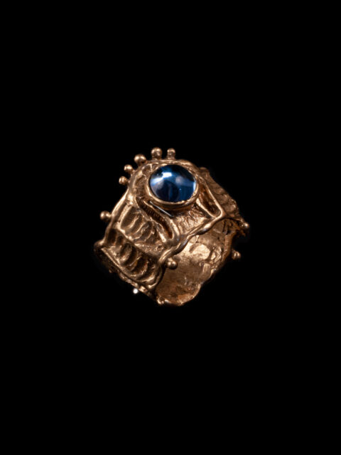 Synth Sapphire King Ring