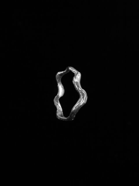 Waves Ring